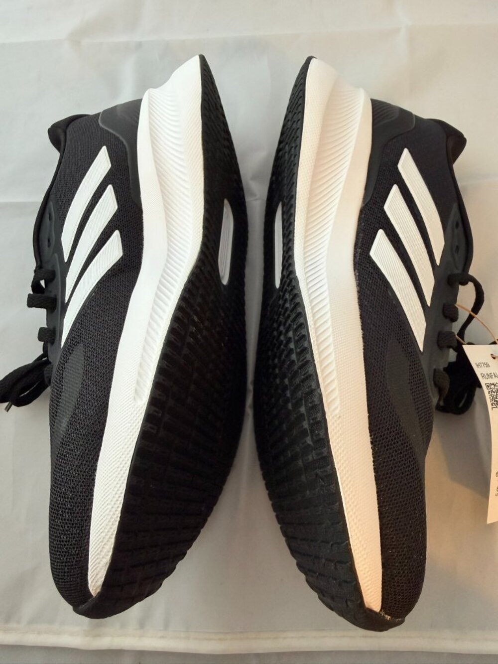 adidas Women's Runfalcon 5 Running Shoes Black/White Women Size 8 NIB - Picture 4 of 8